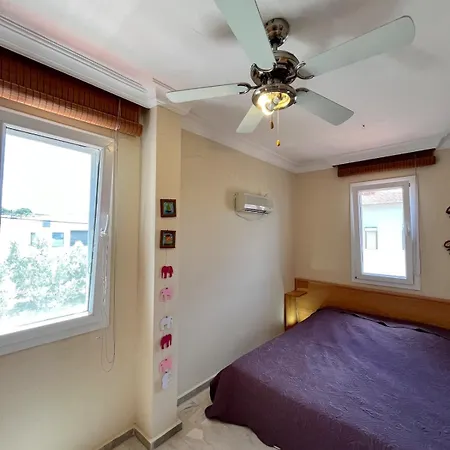 Villa Beachside Garden With Spacious Private Garden In *